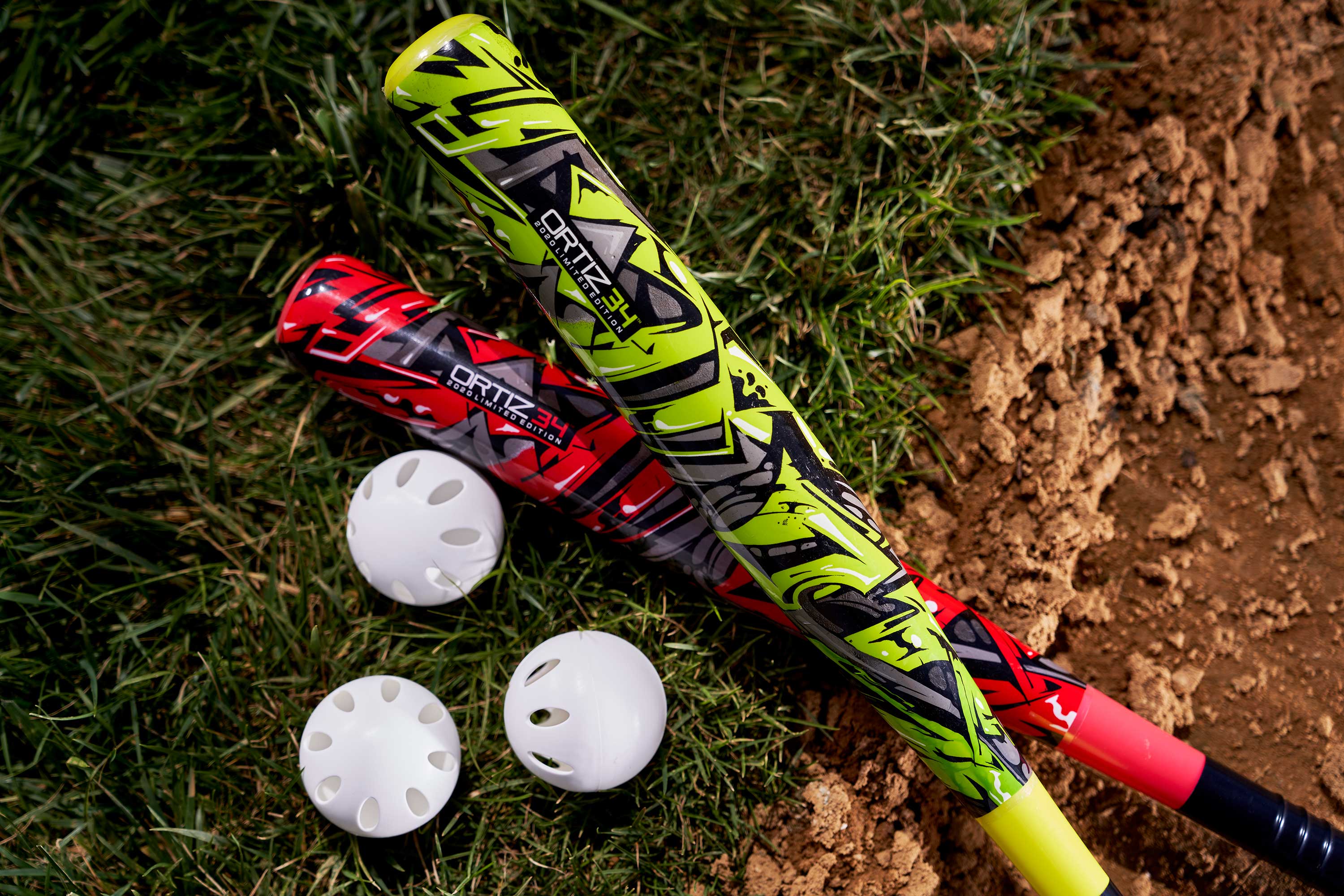 ORTIZ34 Graffiti Plastic Bat & Ball Homerun Set